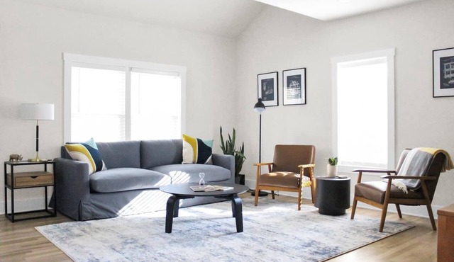 Limestone Landing - Cozy Luxury Retreat w/Hot Tub