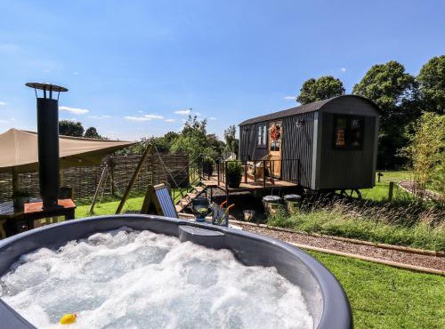 Limetree Luxury Glamping Southdown