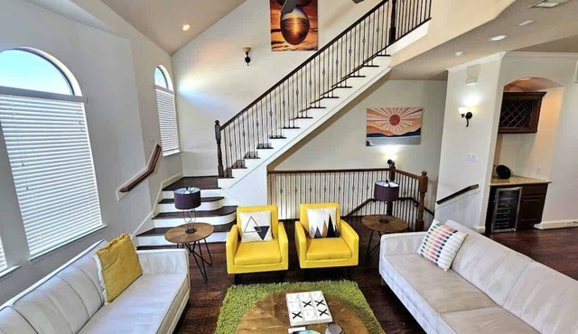 Limited Spring Rodeo Offer | 3BR Near Galleria