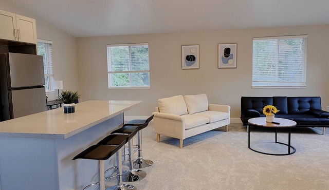 Limited Time 20% Off/MTN View/Modern PNW Getaway