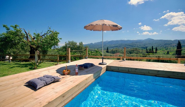 Limoncello, lovely family house, WiFi, close to amenities