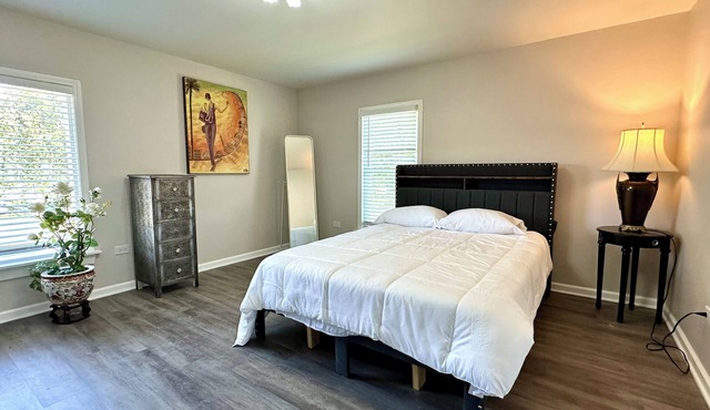 Lincoln Ave Home By Naval Base!