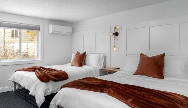 Lincoln Boutique Motel- Lower Room #5