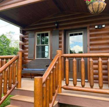 Lincoln Log Cabins