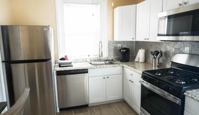 Lincoln Manor - Newly Renovated, 1mile from PHL Airport and Sports Stadiums