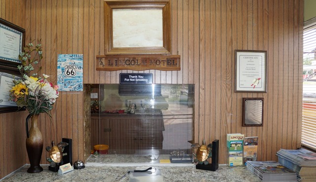 Lincoln Motel
