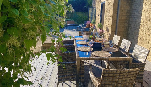 Linden House at Walnut Farm, Kingscote, Cotswolds