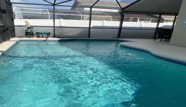 Lindfield Cozy 3 Bedroom Home with private pool