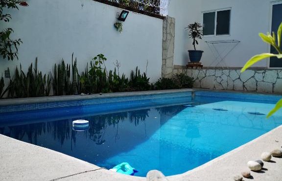Lindo departamento con alberca y estudio