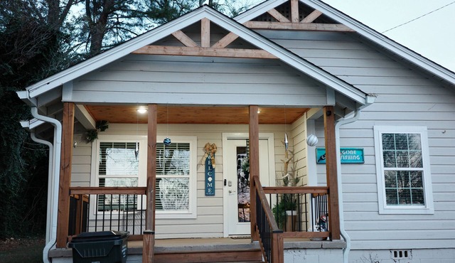 Lindo Lanier Cottage in Gainesville