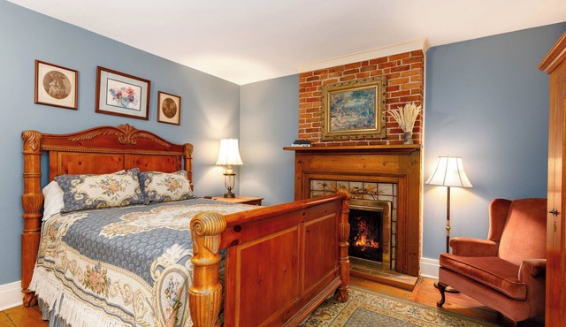 Linen&Stone Inn Unit 6, Charming, Historic, 1.5 Blocks to Main St.