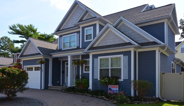 Linens Supplied Downtown Rehoboth Beach House Porch Parking Clean
