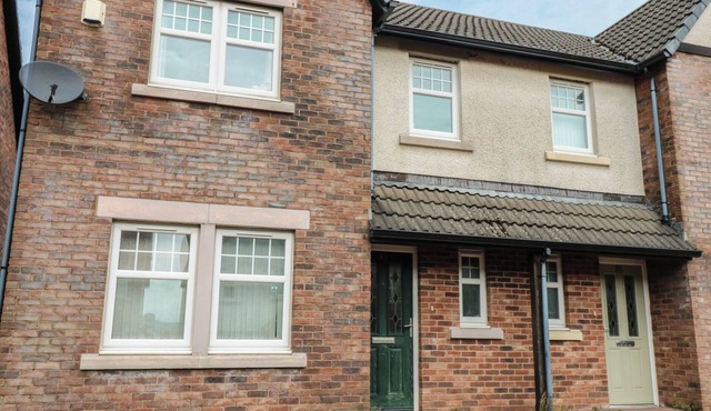 LINGLA HOUSE, family friendly, country holiday cottage in Frizington