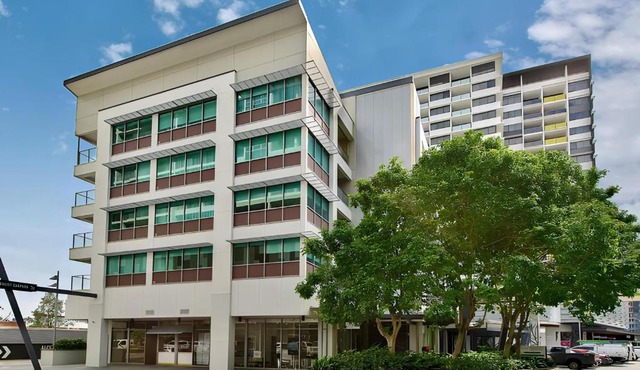 Link Portside Wharf Apartment Hotel