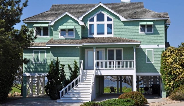 Links End: Soundfront, Hot tub, Shared pool, Golf