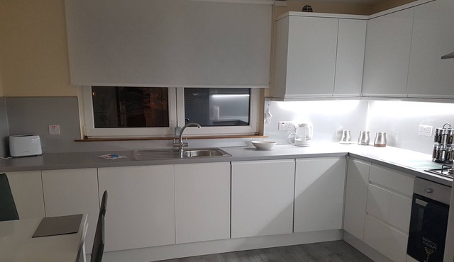 Linlithgow Loch apartment