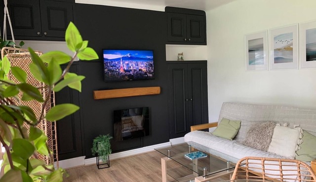 Linnet House - Relaxing - Leafy - Bright 2Bed Apt