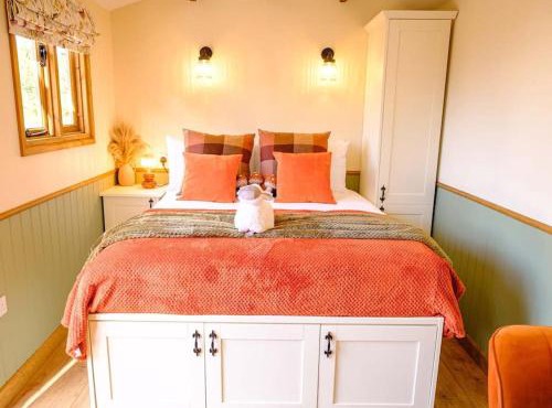 Lintmill Lodges - Heather Shepherds Hut