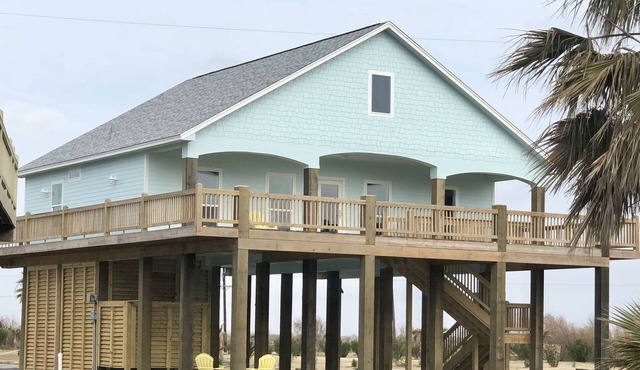 Lisa's Landing - 3 Bedroom - 2 Bath - Sleeps 11