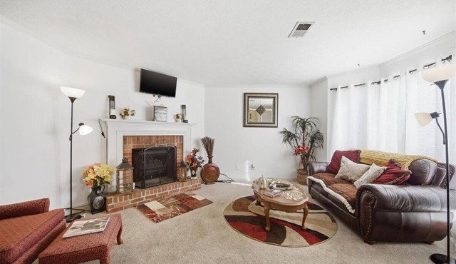 Lisa's Mountain Escape - Pet Friendly!