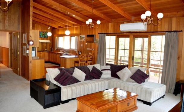 Lisieux - Country Style Family Retreat