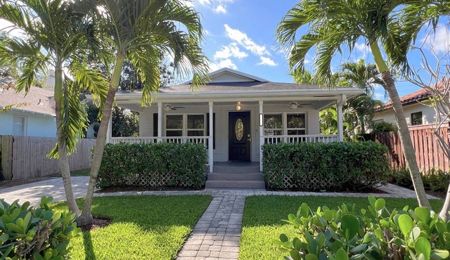 LIT's Palma Home - Near Beach, Downtown, Shopping, & More!