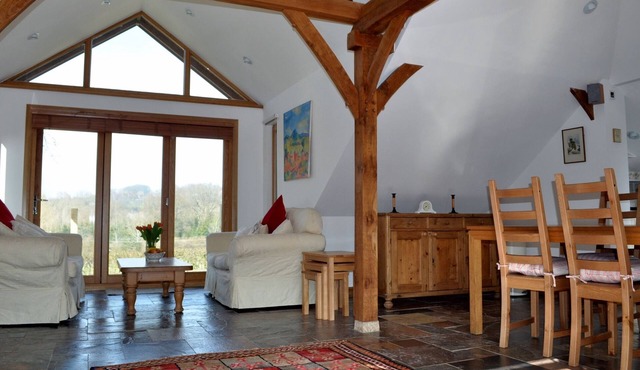 * Little Apple Barn * Hamptons Farmhouse, Child Friendly Holidays