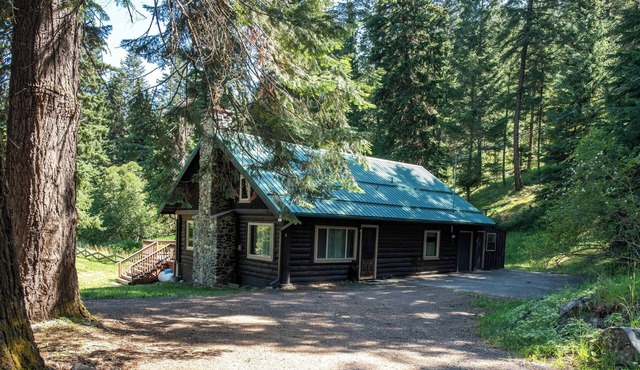 Little Bear Retreat at Wallowa Lake