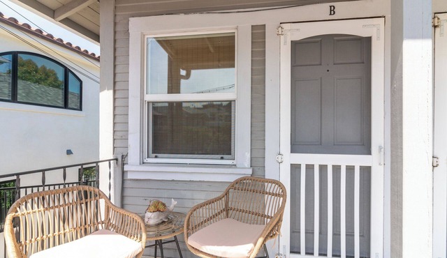 Little Buoy! Walk to the Beach from This Petite 1-Bedroom Getaway