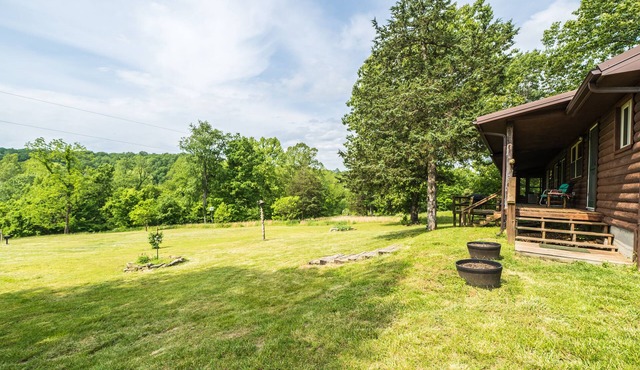 Little Cabin on the BIG Niangua!