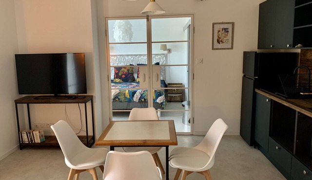 LITTLE CORNER OF PARADISE