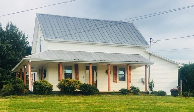 Little Davis Farmhouse