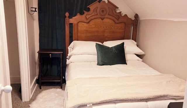 Little Duck Loft - Cozy Pet-Friendly Loft Apartment By Downtown Akron - W/Wifi