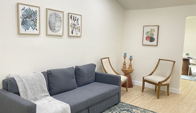 Little Europe bright and glamorous house close to food coffee shop and groceries