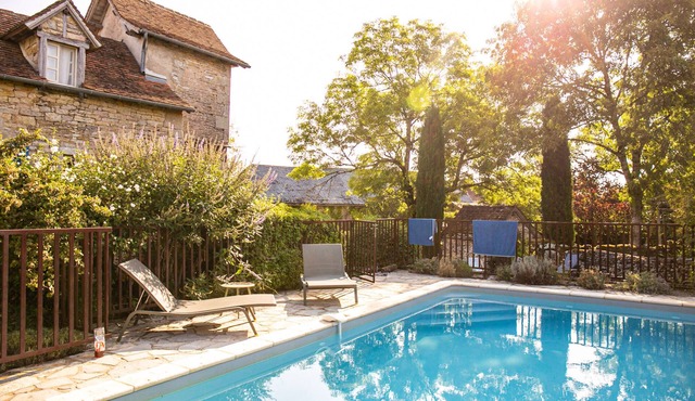Little gem of the Quercy, a beautiful house with swimming pool for the holidays