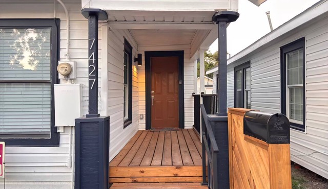 Little H House 2-bedroom house in peaceful Houston