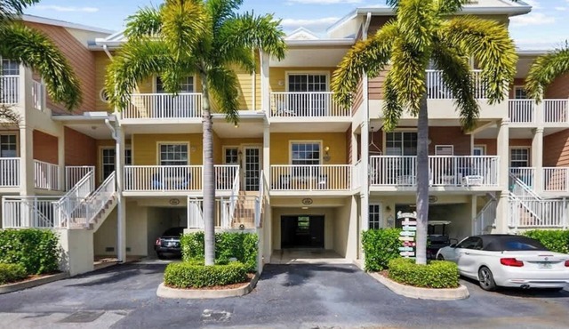 Little Harbor Sunset Retreat - 3/3bedroom sleeps 6
