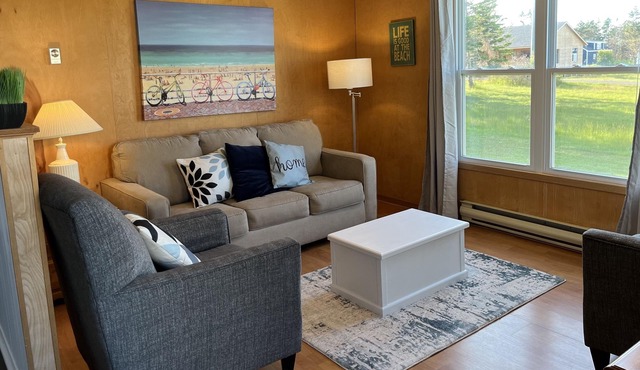 Little Haven Cottage - Ocean view 2 bedroom cottage in Savage Harbour