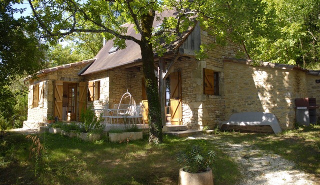 Little holiday cottage in quiet surroundings in the heart of the Périgord Noir