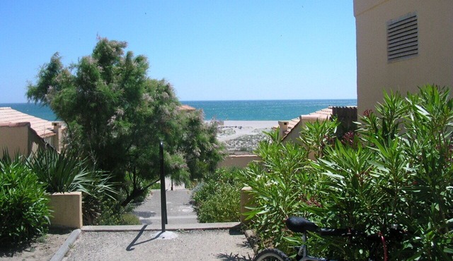 Little house 2 rooms at 50 Meters from the mediterranea sea beach