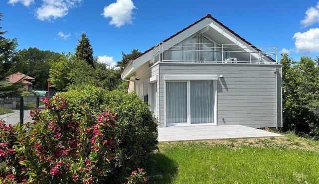 Little House built in 2024 and very comfortable. Near Annecy