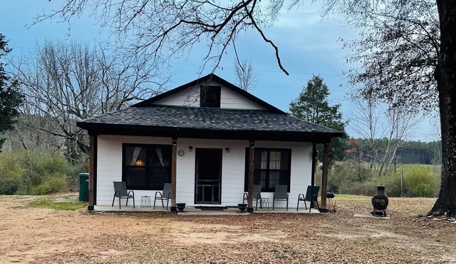 Little House in The Valley
