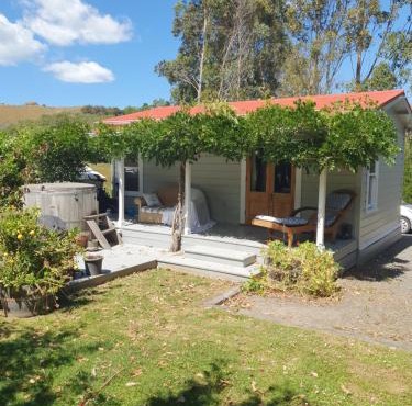 Little House of Bloom at Cape South