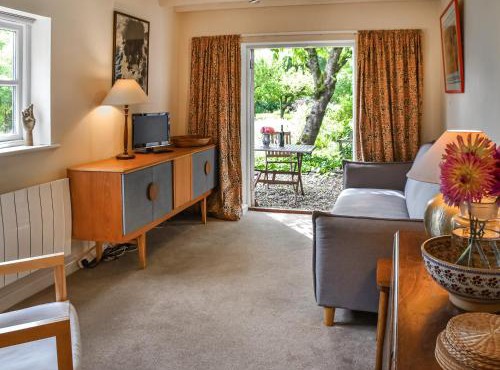 Little House On The Common