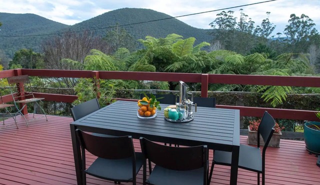 Little Joe Cottage in Warburton