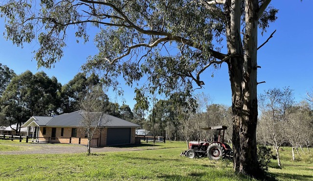 Little Kingsley farmstay, cottage on a little farm 1hr from Sydney & Wollongong