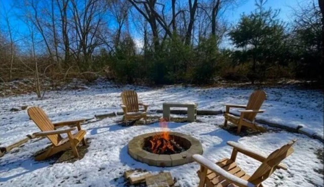 Little Lantern Cabin