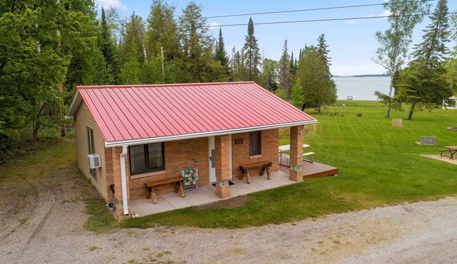 Little Lem's on Lake Huron