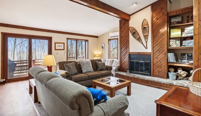 Little Owl Lodge offers affordable and private Canaan Valley lodging!