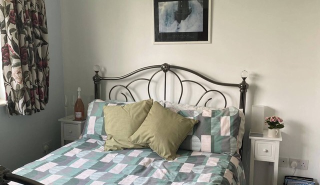 Little Owls Nest - 2 Bed - Pet Friendly w Field